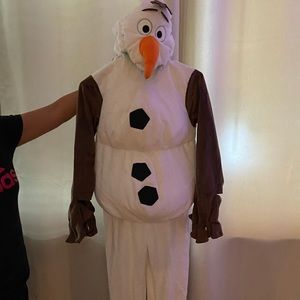 BRAND NEW OLAF COSTUME - never been used
